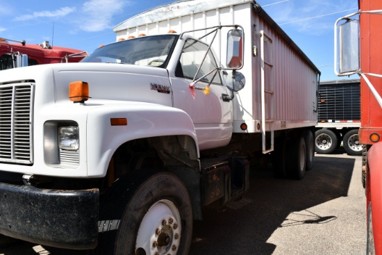 1991 Chevy Kodiak 10 Wheeler, Miles Unknown (Shows 120796), 11R22.5 Steer Tires @80%, 295/75R22.5 Dr