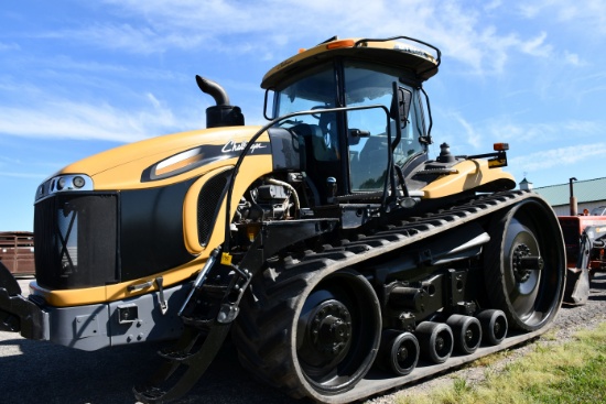 2015 Challenger MT865E, Barback, Swinging Drawbar, 5 SCV'S, Auto track Ready, 32 Front Weights, Newe