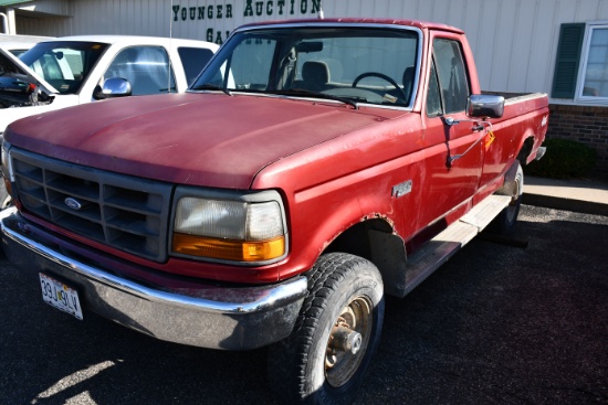 1997 Ford F350xl, Shows 126000 On Non Working Speedometer, 7.5L Gas Engine Low Miles, Heat and AC, 4