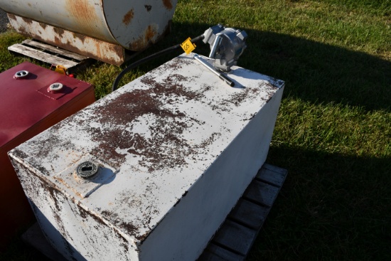 White 100 Gallon Fuel Tank, With GPI Hand Pump