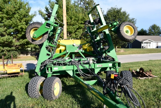 John Deere 1990 Air Seeder, 30', 10" Spacing, 1/2 Width Disconnect, Single Seed Tank, Good Openers,