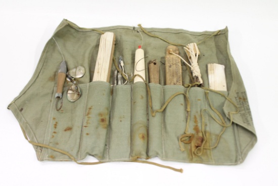 CIRCA 1943, WWII, US GOVERNMENT TYPE 5 EMERGENCY FISHING KIT FOR LIFE RAFT