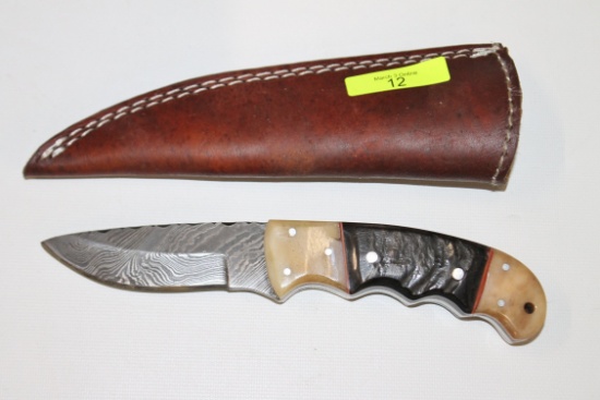 CUSTOM DAMASCUS BLADE RAMS HORN HANDLE KNIFE W/ SHEATH, 8.5" OVERALL
