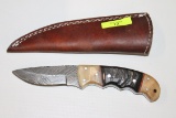 CUSTOM DAMASCUS BLADE RAMS HORN HANDLE KNIFE W/ SHEATH, 8.5