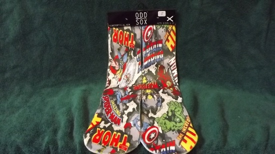 New Thor, Capt. America, Hulk, Iron Man, Wolverine And Spider-Man Character ODD SOX. Fits Sizes 6-13