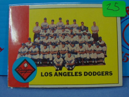 1963 Topps #337 Los Angeles Dodgers Team Card