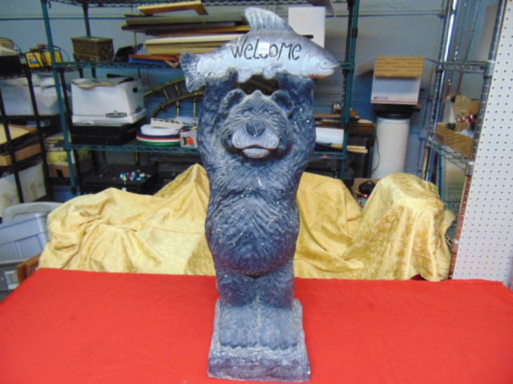 05/20 Antiques Collectibles Decor Household
