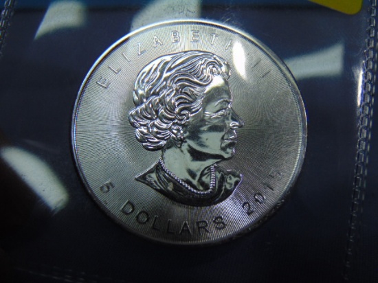 2015 Canada $5 Silver Maple Leaf Bullion Coin w/ Privy