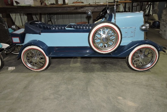 Vintage roadster pedal car, 2 seater, 5' 3" long, 21 " wide, 22" high, 12"