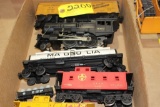 Lionel 8300 engines & (4) train crs.