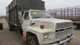 1993 Ford F700 FLPO truck, vin 1FDNK72C5PVA33214, miles on odo  233,047, ho