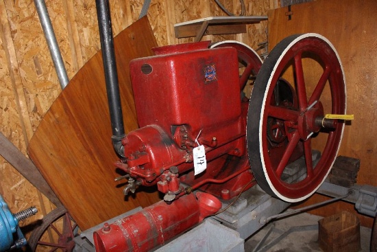 Stover gas engine, sn 58066, 6 hp., on trucks.
