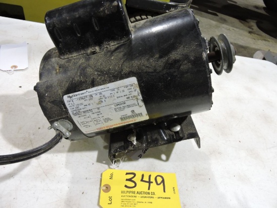 Northern 2hp, 115/230, electric motor, like new.