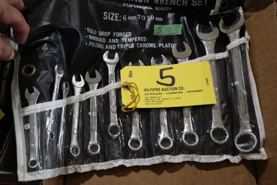 Combination wrench set.