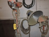 Halogen lamps, flood lamp, hoses.