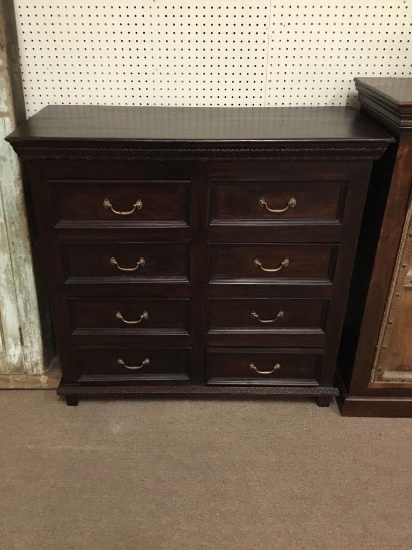 MAHOGANY CHEST OF DRAWERS