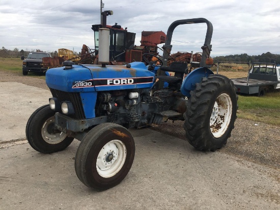 FORD 3930 TRACTOR