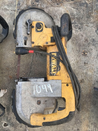 DEWALT PORTA BAND SAW