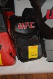UFC S/M Fingerless Gloves