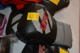 UFC 14 oz Boxing Gloves