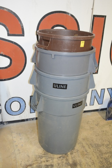 4 COMMERCIAL TRASH CANS