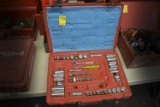 SOCKET SET