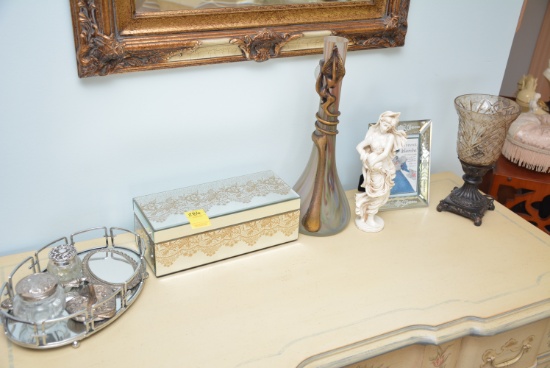Dresser Set & Misc. Decor