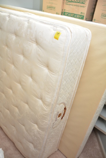 Sterns & Foster Queen Pillowtop Mattress &