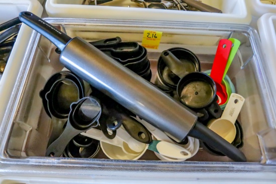 Tote of Lg Qty of Measuring Cups and Rolling Pin