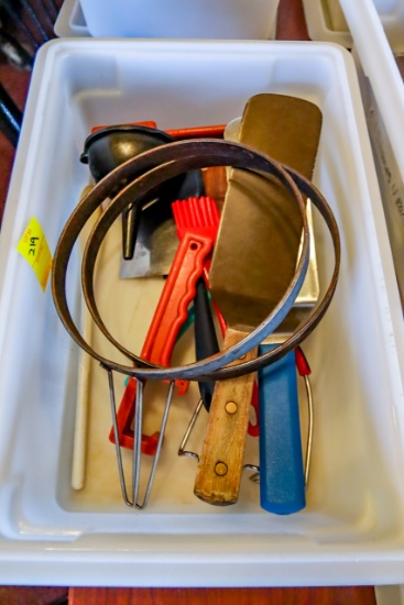 Tote of Various Spatulas, Keating Grill Spatulas, Omelets forms