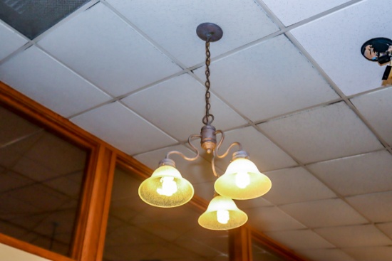 (5) Triple Chandelier Lights