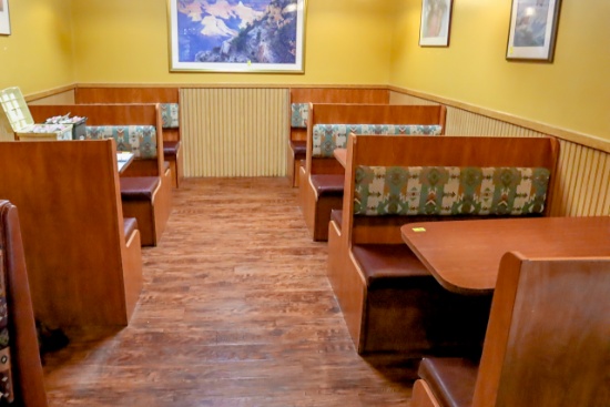 (5) Booths in Cubby Room