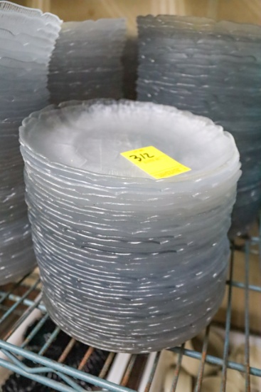 (Approx. 38) Plastic Salad Plates