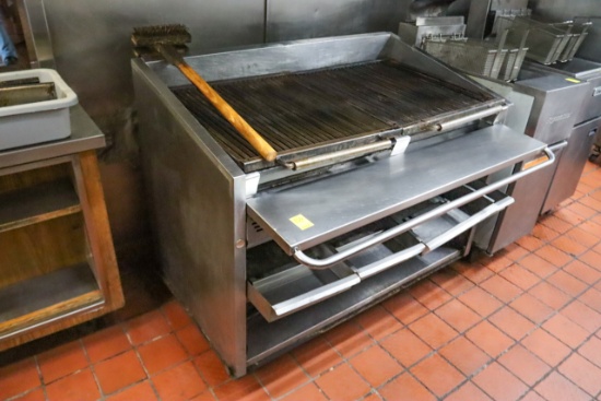4' Char Grill on rollers