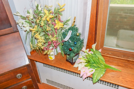 Beautiful silk floral arrangements & Christmas Tree