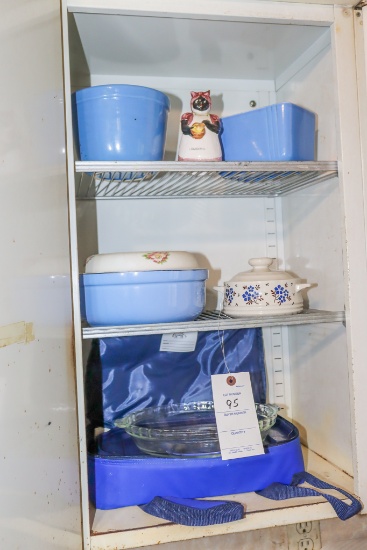 Hall Pyrex and other items in cabinet