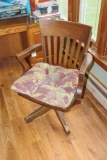 Swivel Oak Office Chair (seat needs repair)