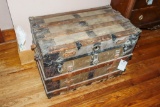 Wood Steamer Trunk / back hinge needs repaired on one side