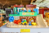 Fisher Price Zoo with some animals and figures