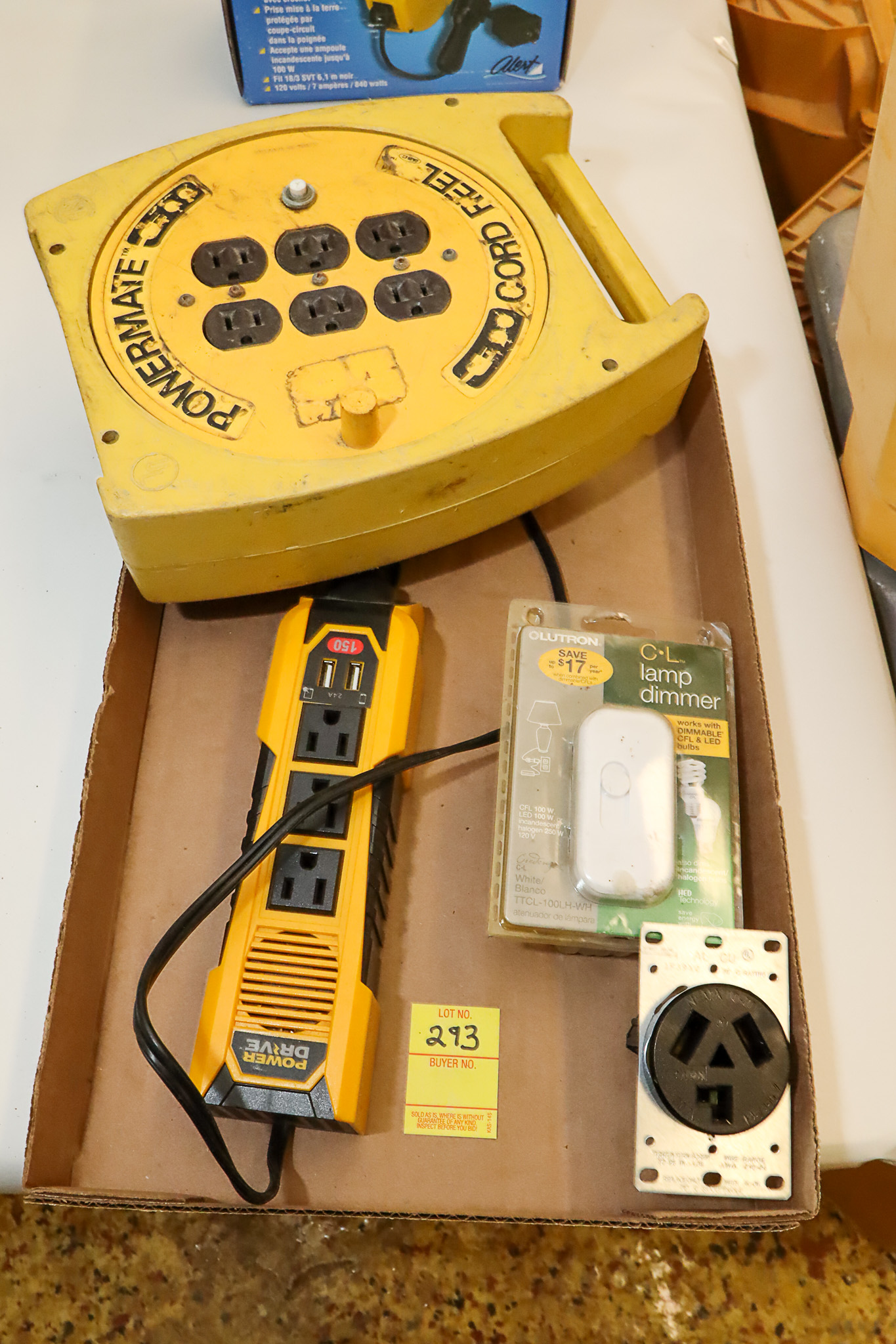 Flat Of Power Strip, Retractable Extension Cord Proxibid