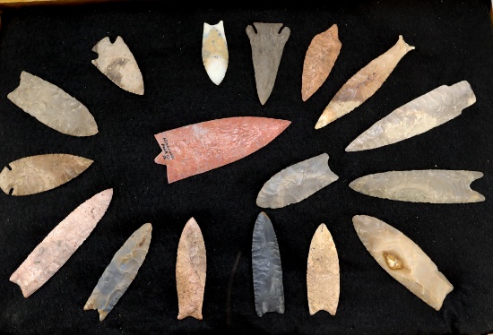 Native American Indian - (17) Large Points In Wooden Case