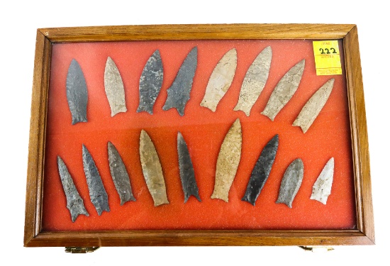 Native American Indian - (17) Large Points In Wood Case