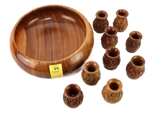Wood Carving - Fruit Bowl With (9) Juice Cups