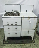 Vintage Magic Chef Gas Range 4-Burner with Broiler