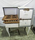 Vintage Peninsular 4-Burner Gas Stove Oven on Legs