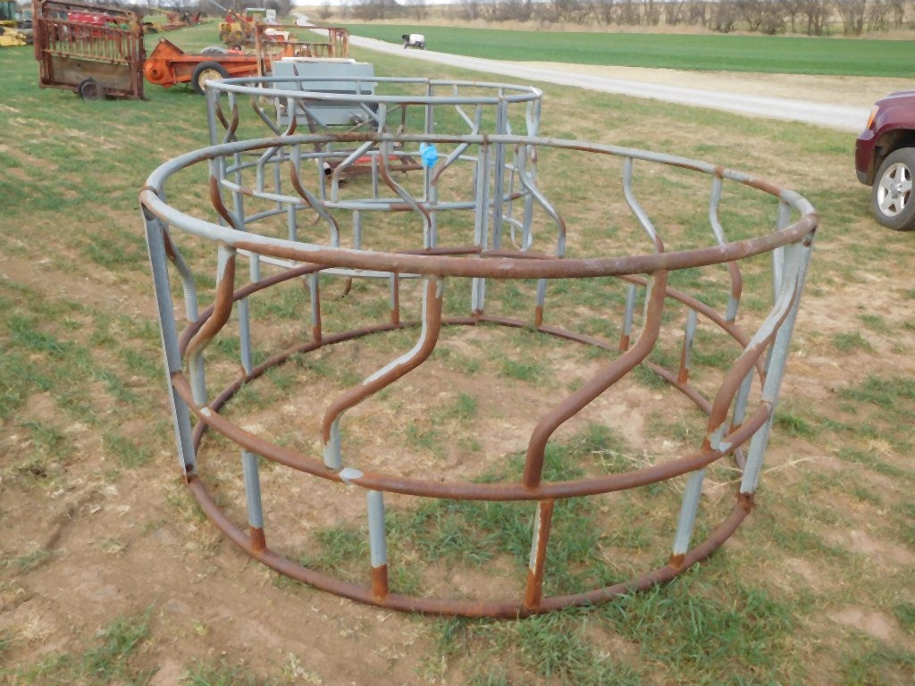 HAY RINGS