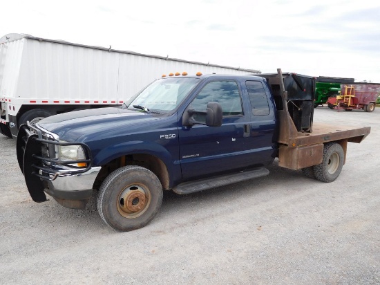 2002 FORD F350 XLT PICKUP, 7.3L DSL, 4 X 4, EXT. CAB, AUTO, DUALLY, STEEL B