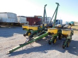 JD 7200 8 ROW VACUUM PLANTER, PULL TYPE