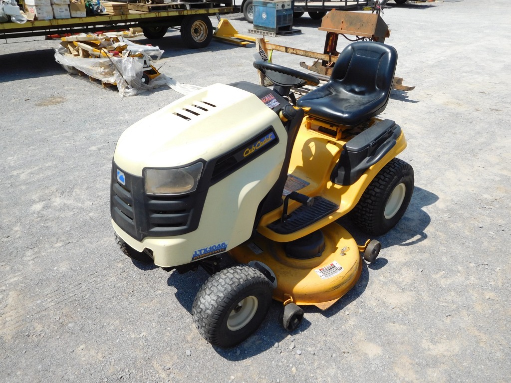 Cub Cadet Lawn Tractor Salvage Yards CUB CADET LTX 1048 - Main Image