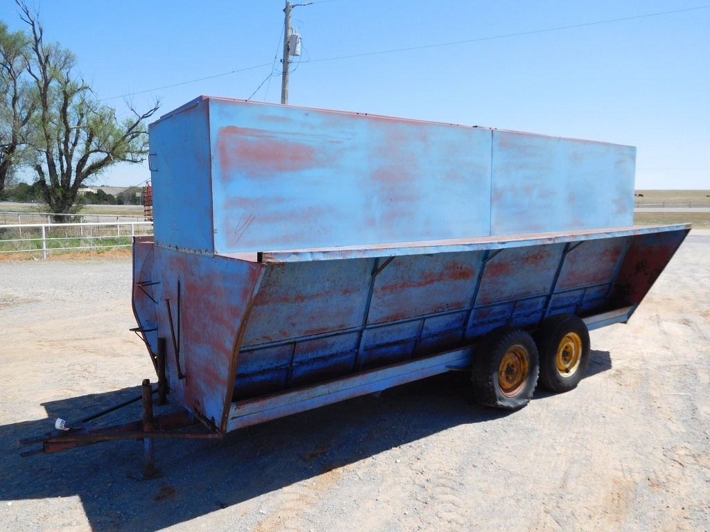 16 Portable Cattle Feeder Farm Machinery Implements Livestock